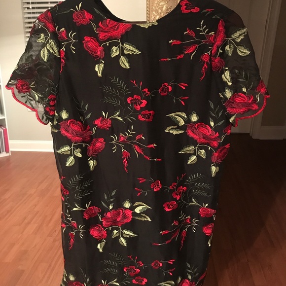 black embroidered dress - Picture 2 of 3